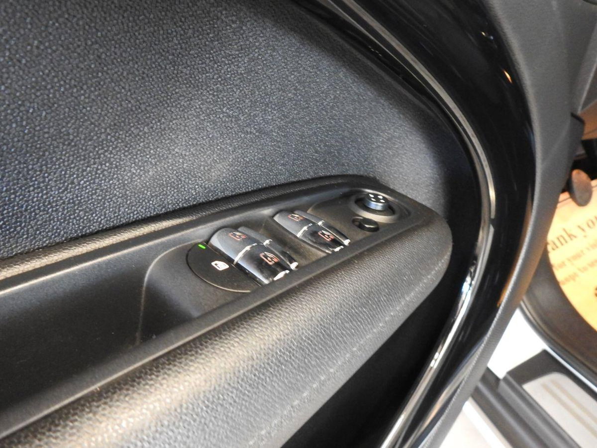 MINI Mini Countryman 1.6 Cooper D Countryman ALL4 (17)