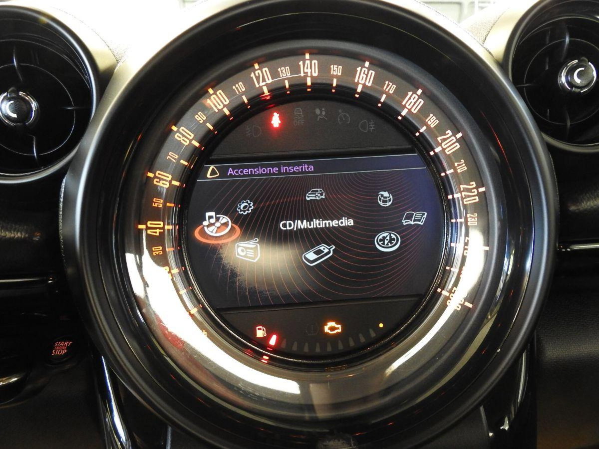 MINI Mini Countryman 1.6 Cooper D Countryman ALL4 (19)