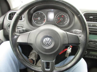 Volkswagen Polo Cross 1.6 TDI 90CV DPF (11)