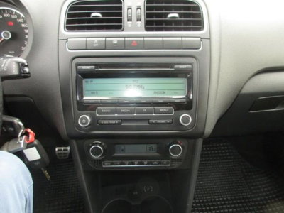 Volkswagen Polo Cross 1.6 TDI 90CV DPF (13)