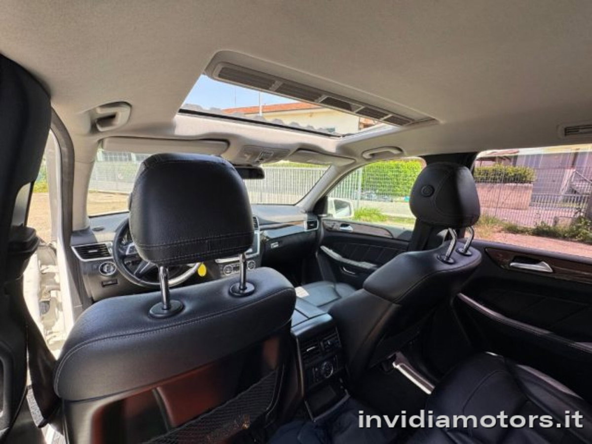 Mercedes-Benz GL 350 BlueTEC 4matic Premium (12)