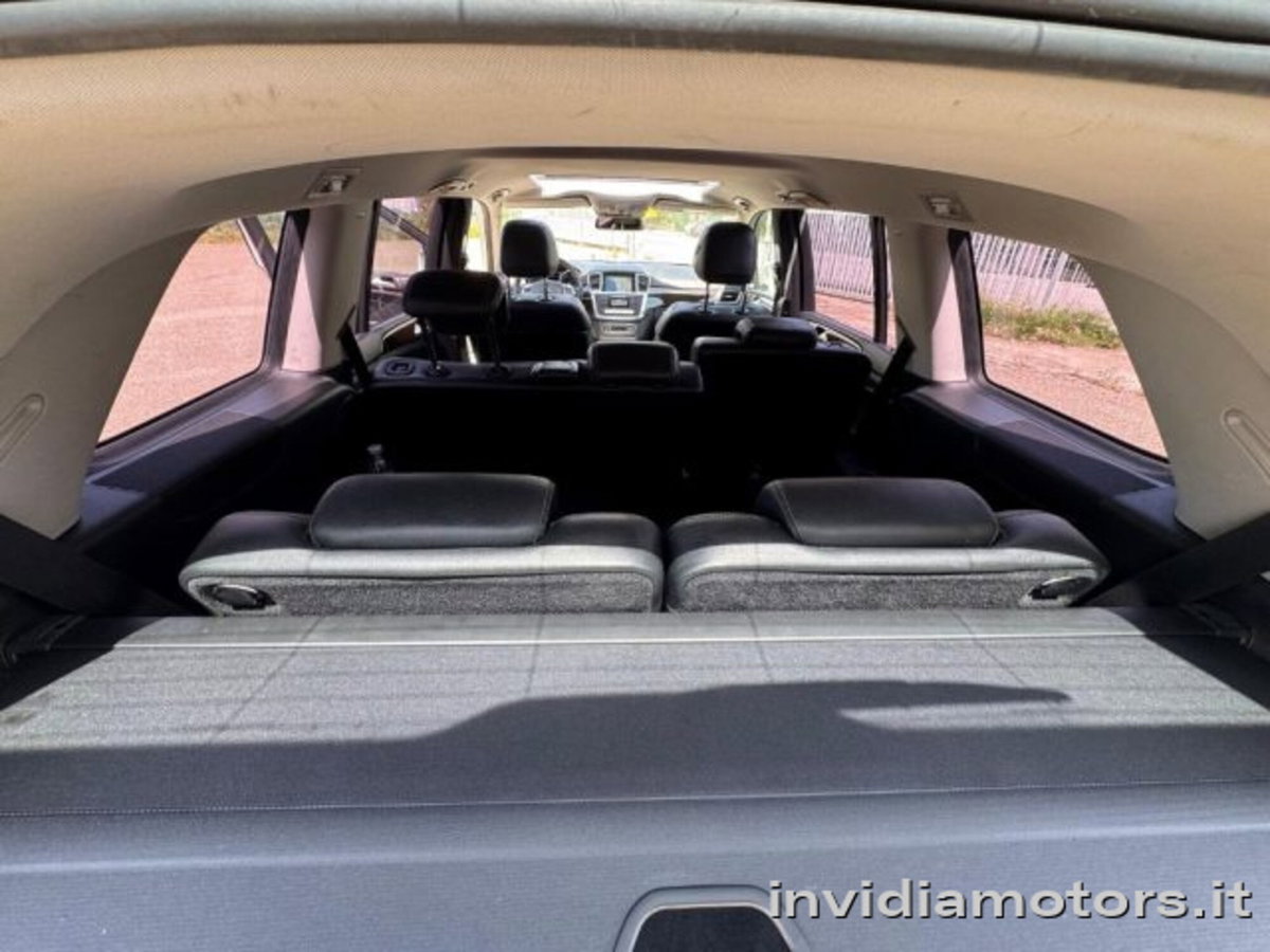 Mercedes-Benz GL 350 BlueTEC 4matic Premium (13)