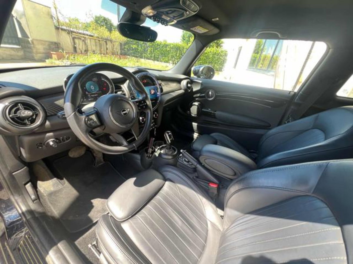 MINI Mini 2.0 Cooper S Resolute (10)