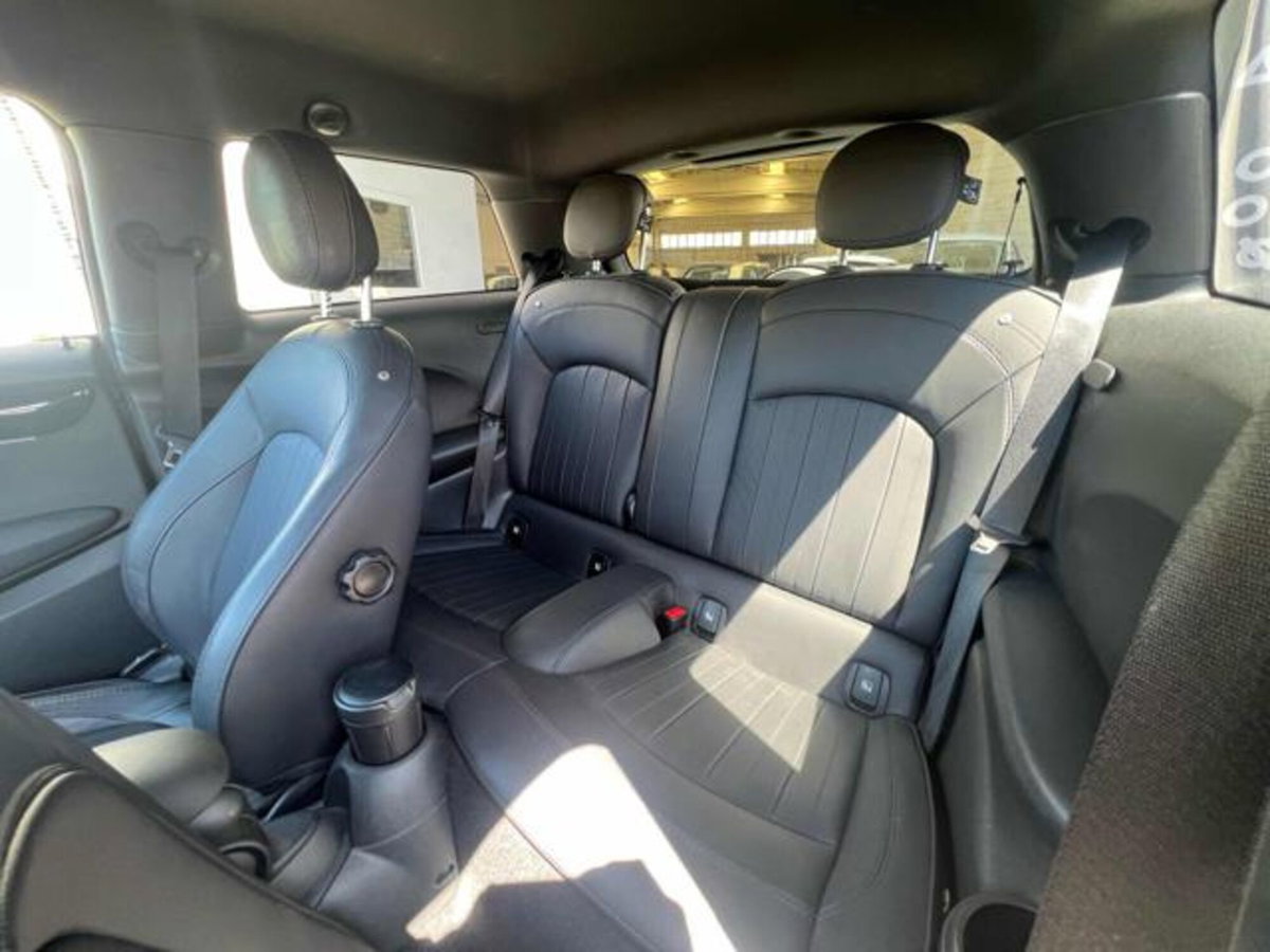 MINI Mini 2.0 Cooper S Resolute (13)
