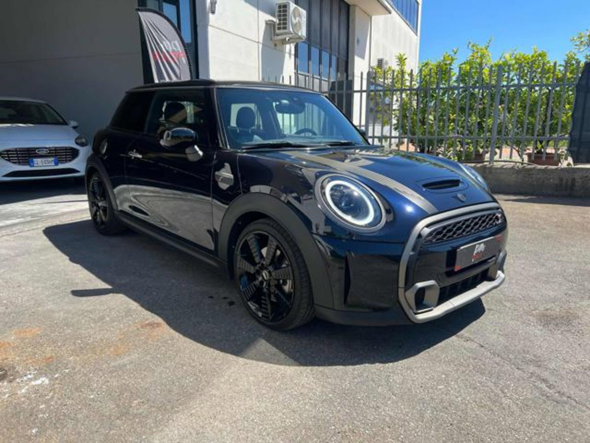 MINI Mini 2.0 Cooper S Resolute (3)