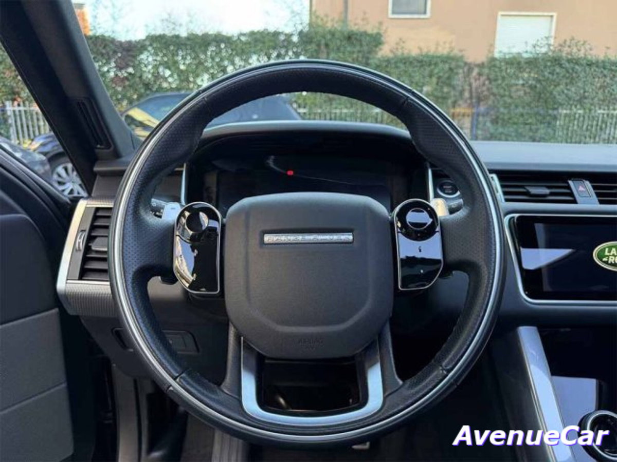 Land Rover Range Rover Sport 3.0D l6 300 CV HSE Dynamic Stealth (13)