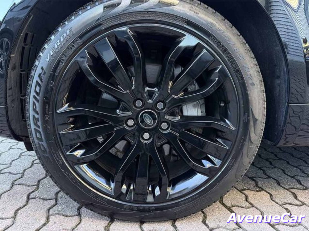 Land Rover Range Rover Sport 3.0D l6 300 CV HSE Dynamic Stealth (9)