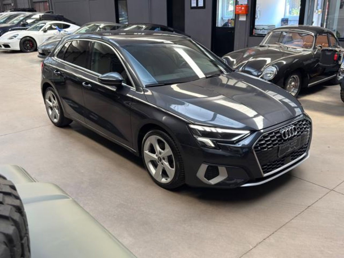 Audi A3 Sportback 30 TFSI Business Advanced (3)