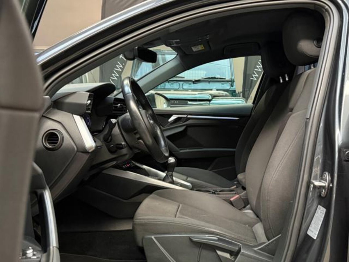 Audi A3 Sportback 30 TFSI Business Advanced (8)