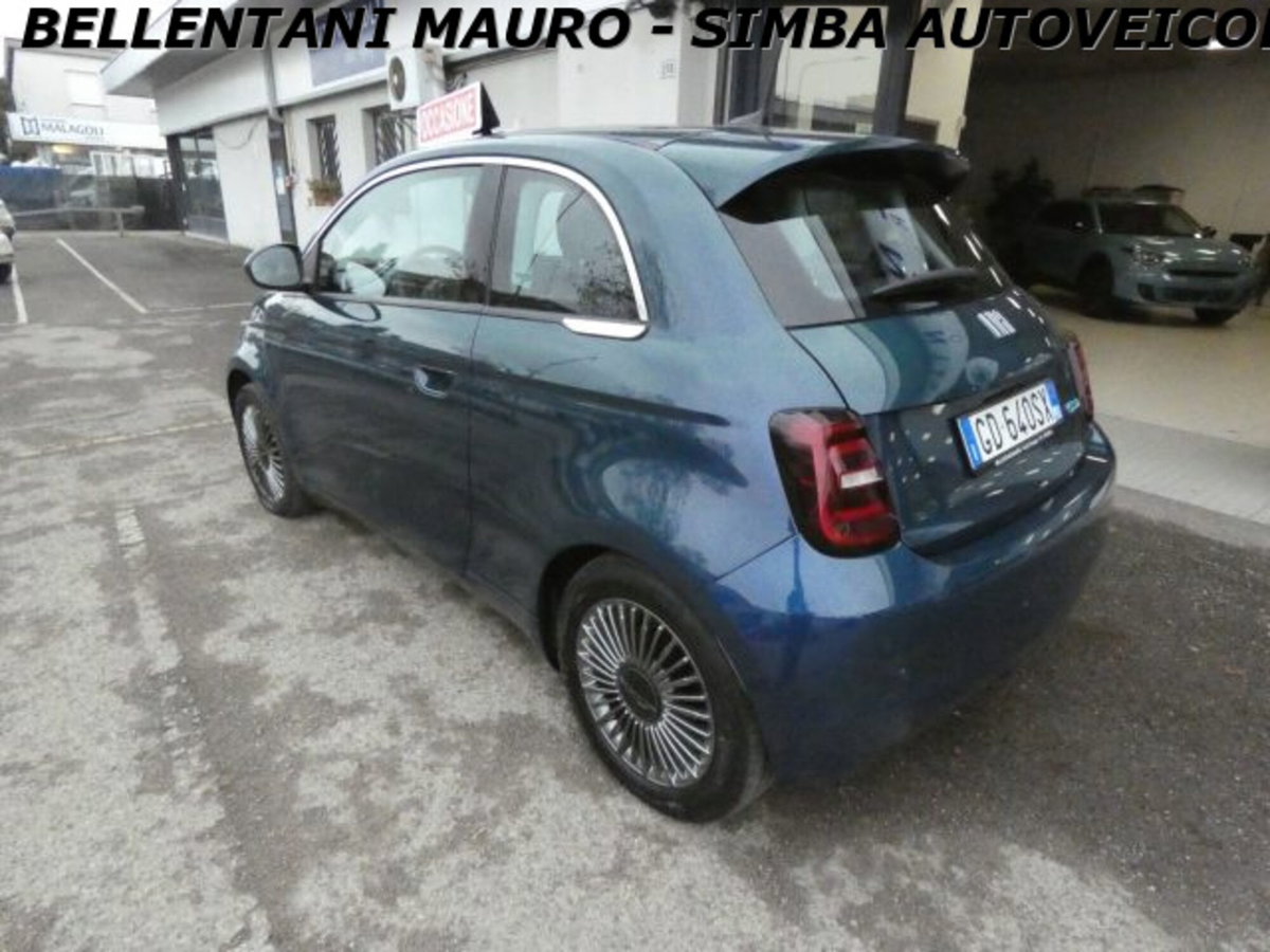 Fiat 500 Cabrio e Cabrio 42 kWh Icon (4)