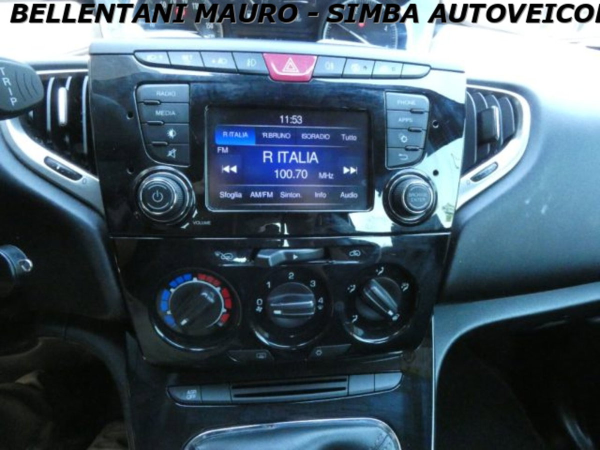 Lancia Ypsilon 1.3 MJT 16V 95 CV 5 porte S&S Gold (13)