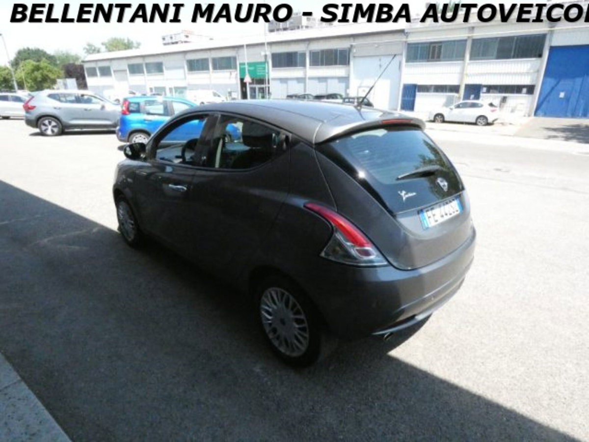 Lancia Ypsilon 1.3 MJT 16V 95 CV 5 porte S&S Gold (5)