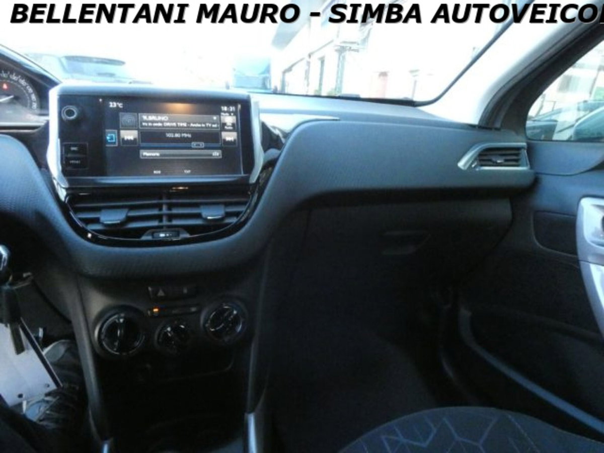 Peugeot 2008 100 Active (13)
