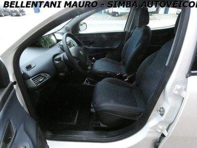 Lancia Ypsilon 1.0 FireFly 5 porte S&S Hybrid Ecochic A. Ferretti (11)