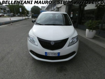 Lancia Ypsilon 1.0 FireFly 5 porte S&S Hybrid Ecochic A. Ferretti (2)