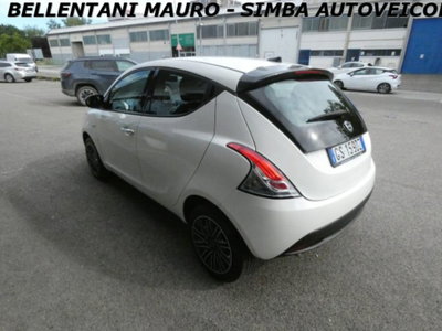 Lancia Ypsilon 1.0 FireFly 5 porte S&S Hybrid Ecochic A. Ferretti (7)