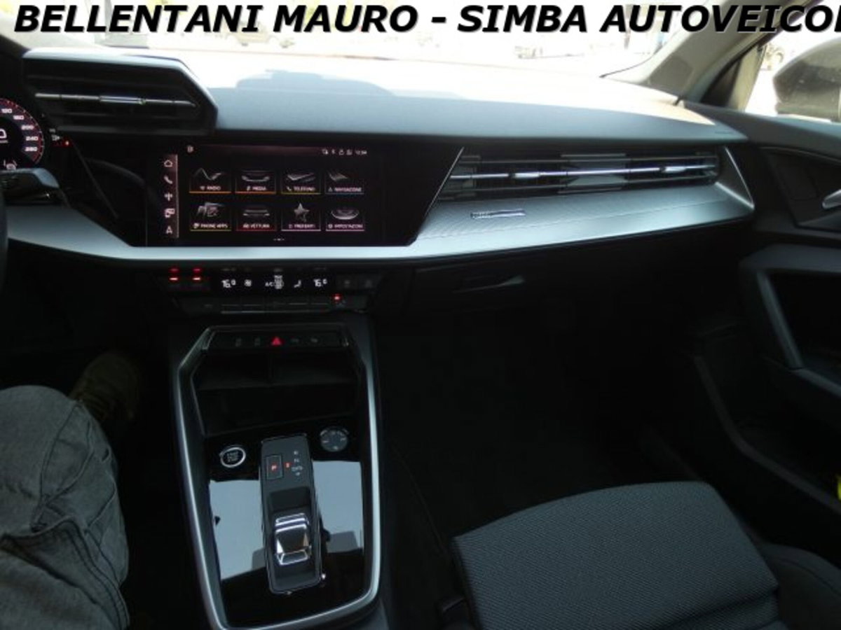 Audi A3 Sportback 30 TFSI S tronic Business Advanced (12)