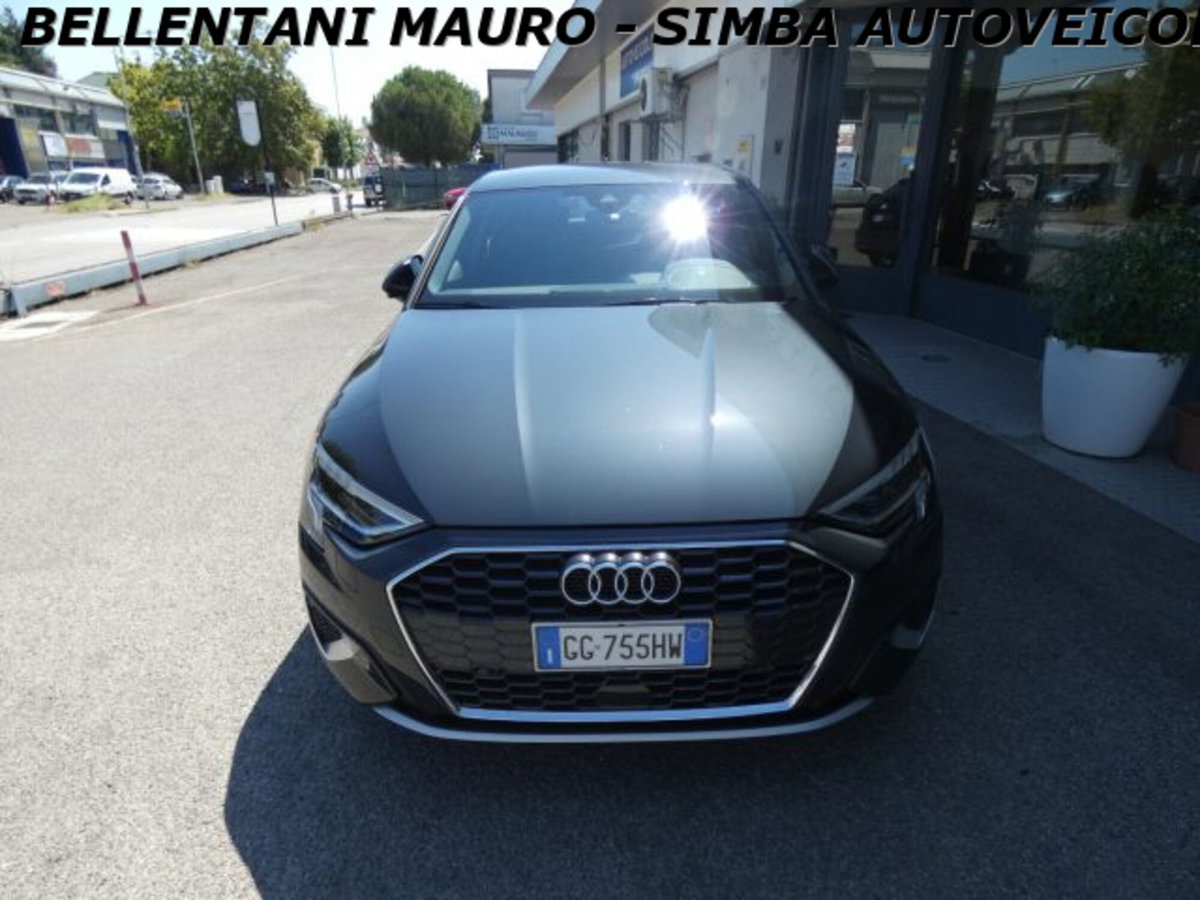 Audi A3 Sportback 30 TFSI S tronic Business Advanced (2)