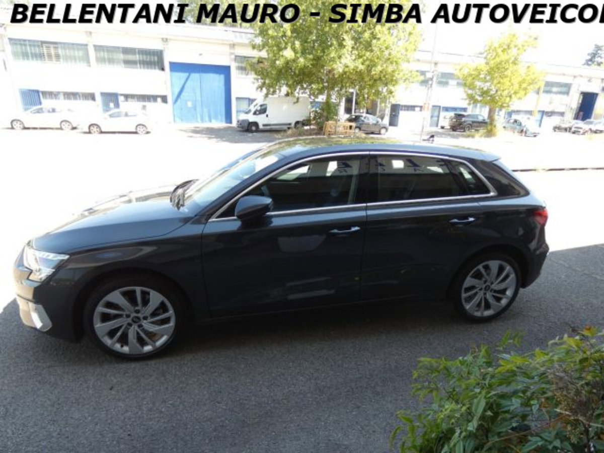 Audi A3 Sportback 30 TFSI S tronic Business Advanced (4)