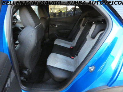 Peugeot 2008 motore elettrico 136 CV GT Pack (11)