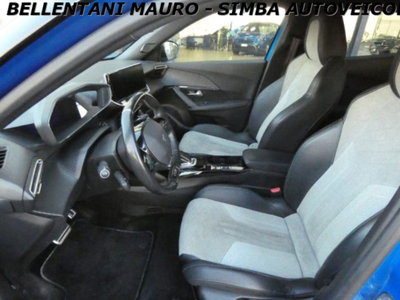 Peugeot 2008 motore elettrico 136 CV GT Pack (12)