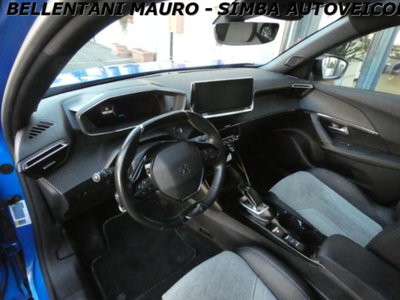 Peugeot 2008 motore elettrico 136 CV GT Pack (13)