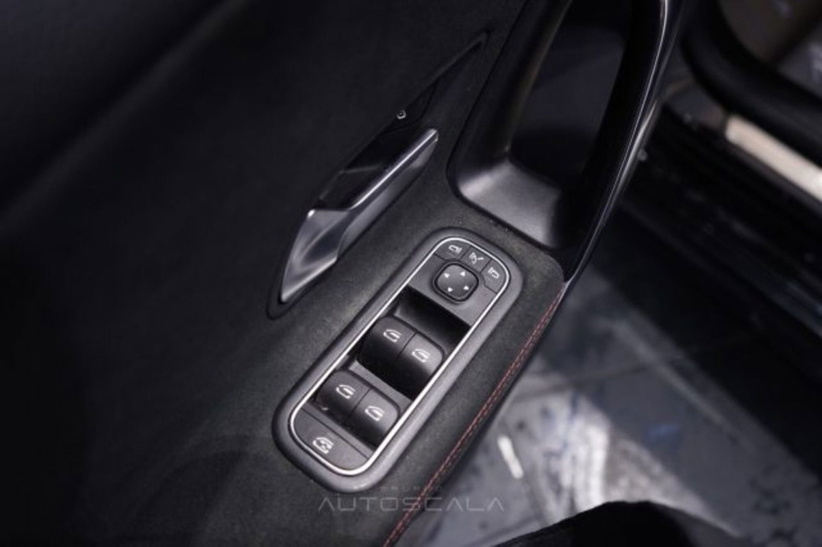 Mercedes-Benz Classe A 200 d AMG Line Premium Plus auto (10)