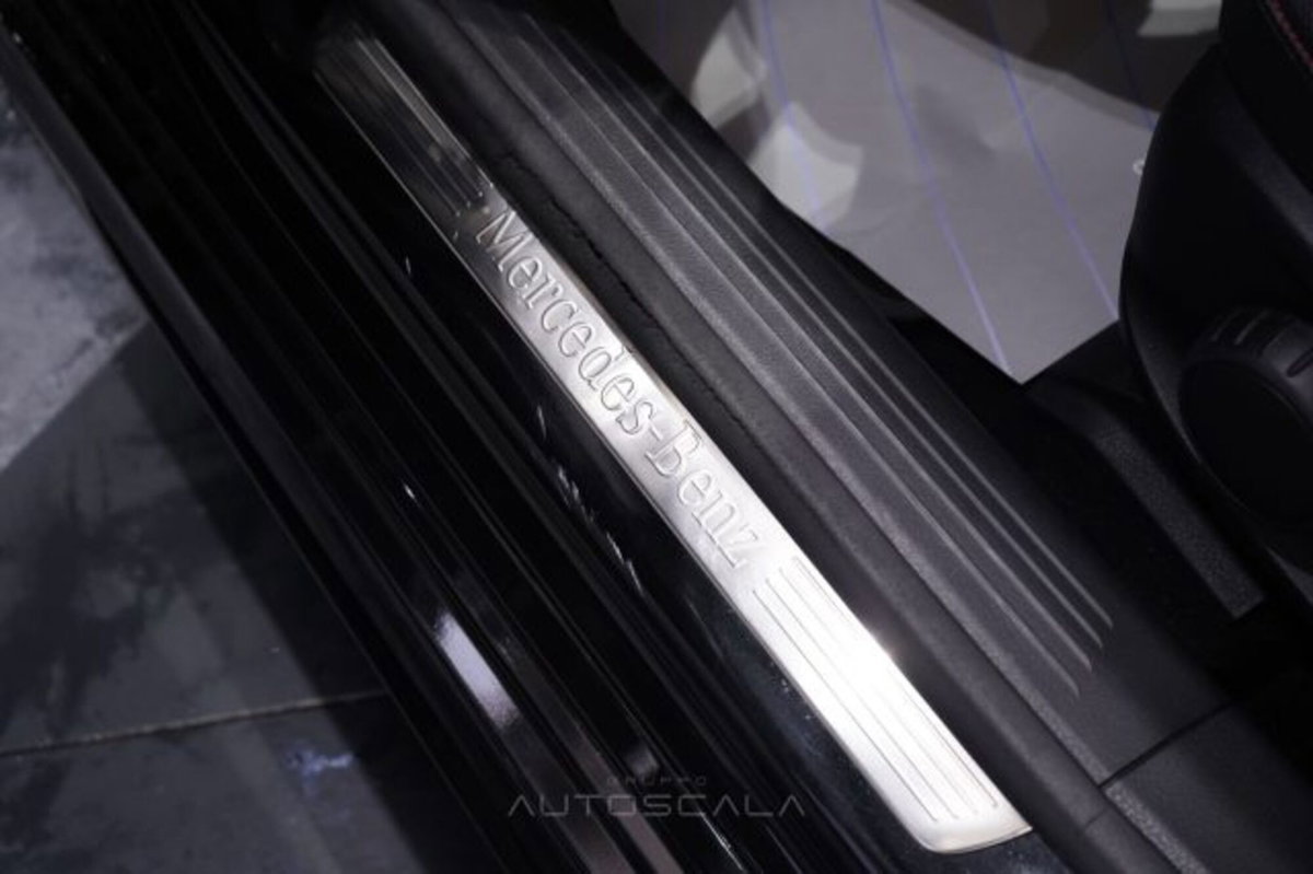 Mercedes-Benz Classe A 200 d AMG Line Premium Plus auto (12)