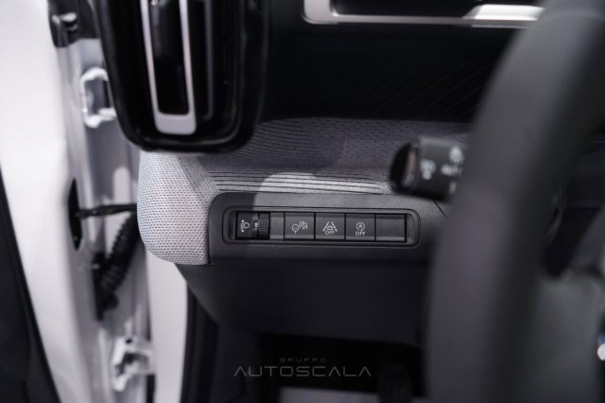 Citroen C3 1.2 puretech turbo Max 100cv s&s (12)