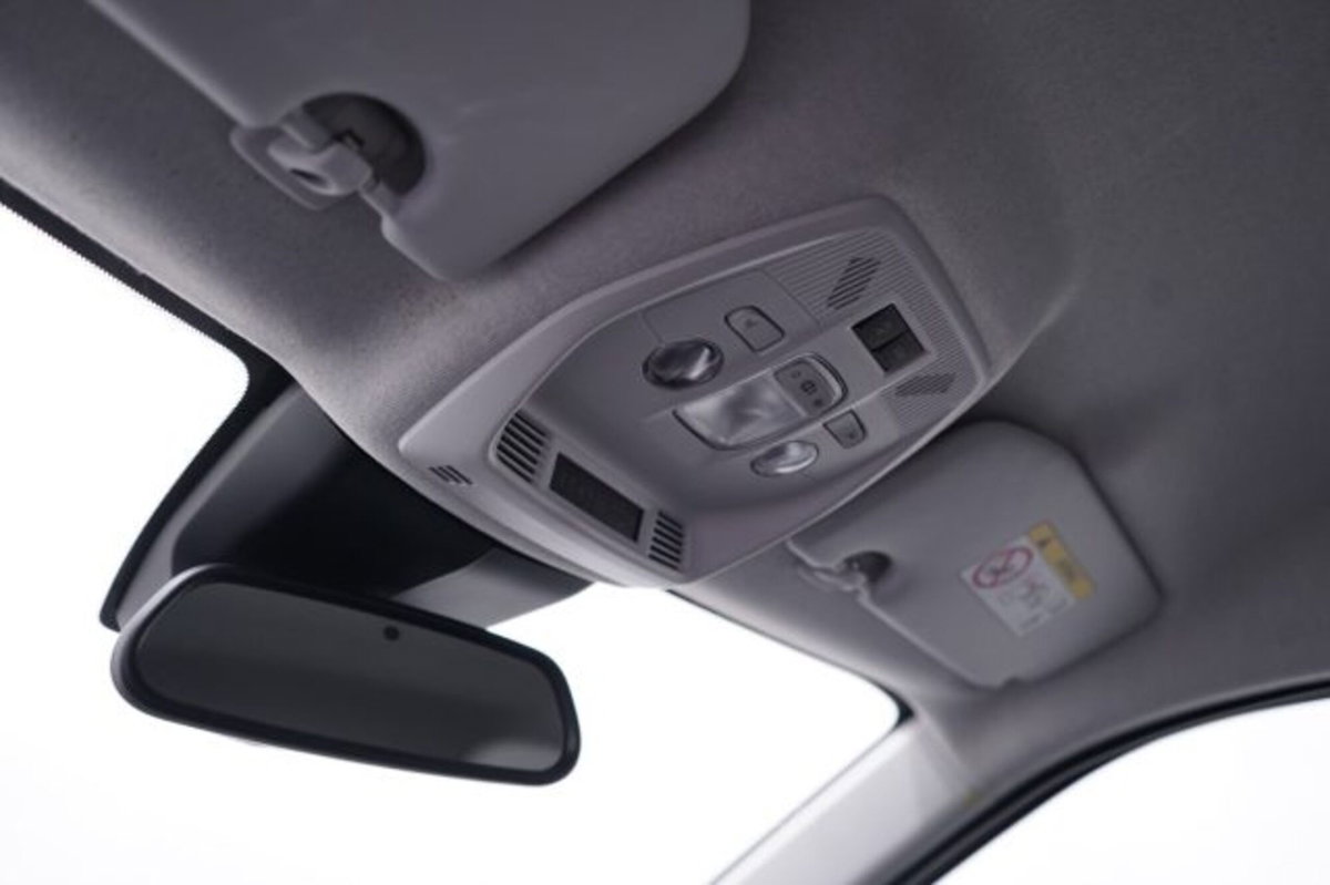 Citroen C3 1.2 puretech turbo Max 100cv s&s (19)