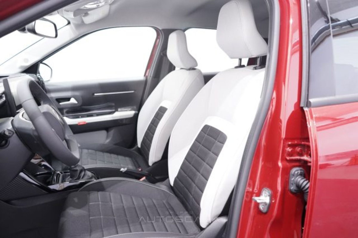 Citroen C3 1.2 puretech turbo Max 100cv s&s (11)