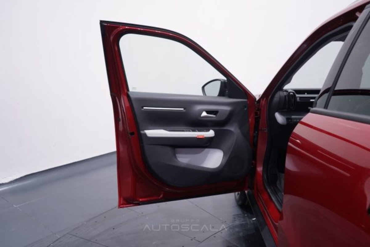 Citroen C3 1.2 puretech turbo Max 100cv s&s (9)