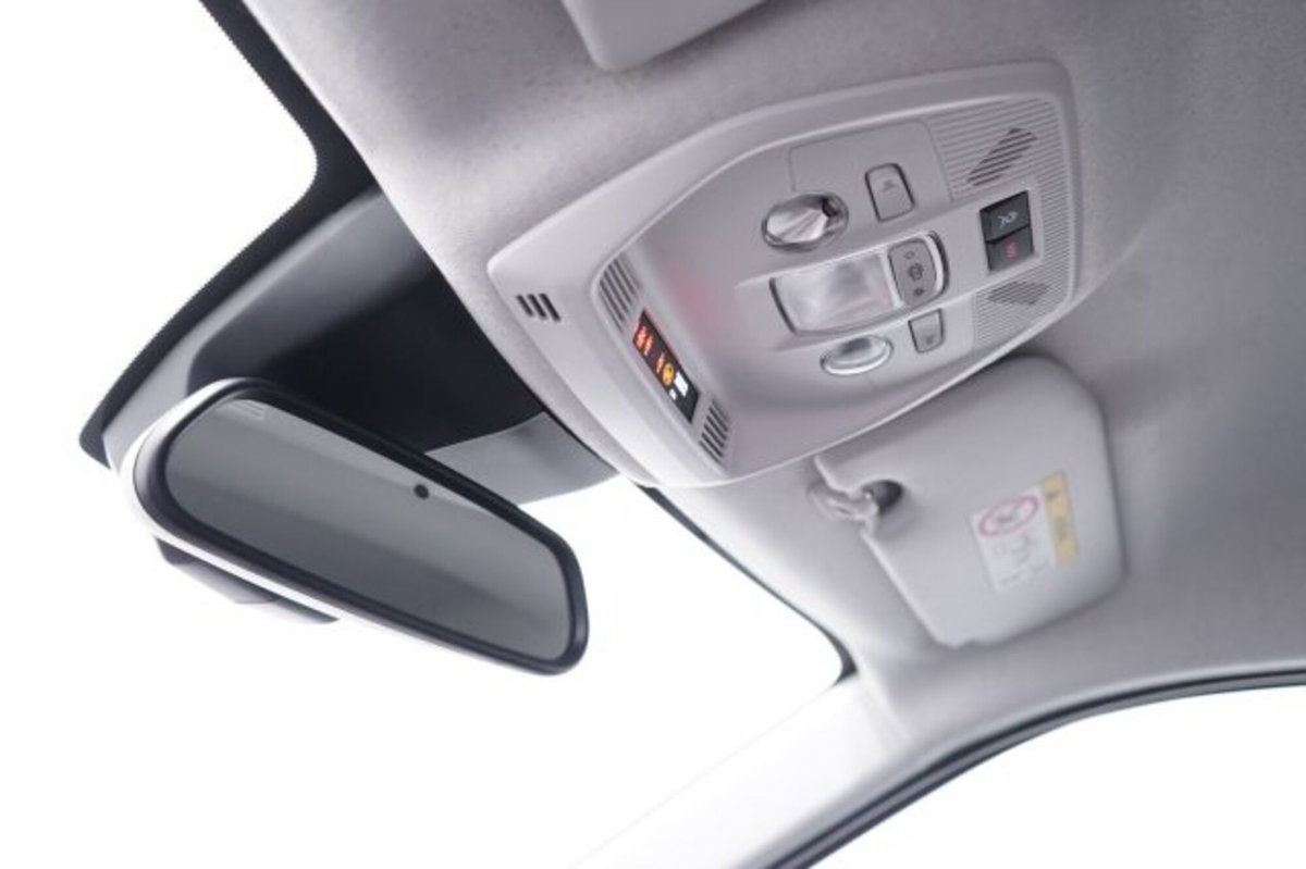 Citroen C3 1.2 puretech turbo Max 100cv s&s (19)