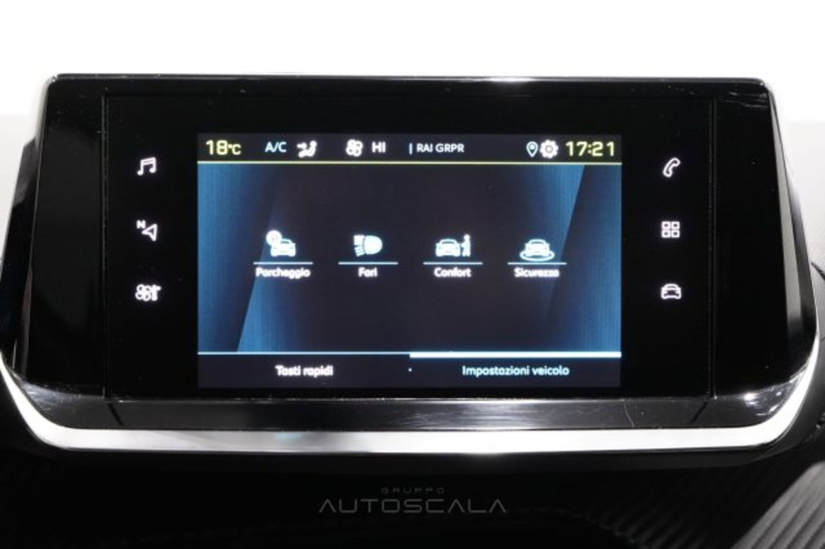 Peugeot 2008 motore elettrico 136 CV Allure Pack (13)