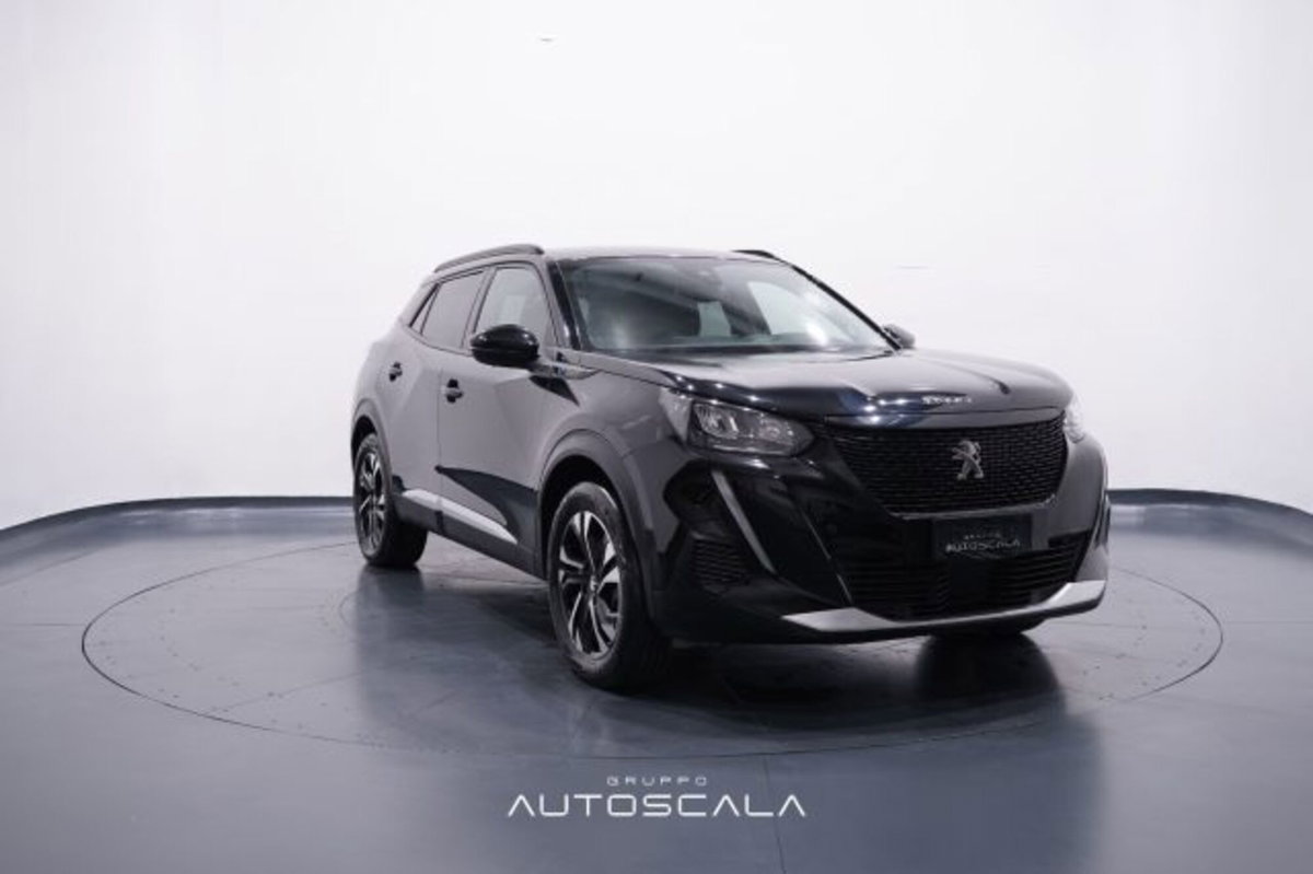 Peugeot 2008 motore elettrico 136 CV Allure Pack (8)