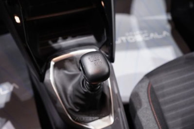 Peugeot 208 BlueHDi 100 Stop&Start 5 porte Active Pack (18)