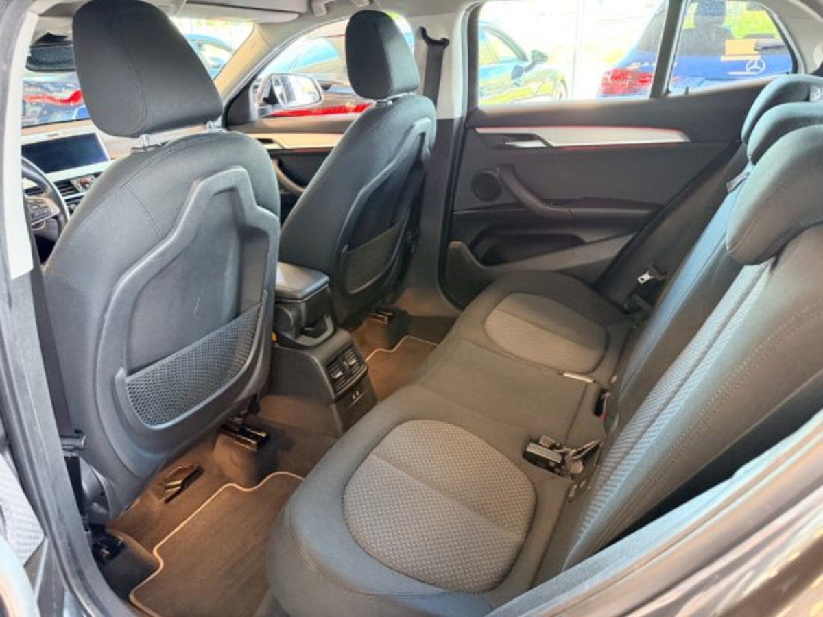 BMW X2 sDrive18d Business-X (10)