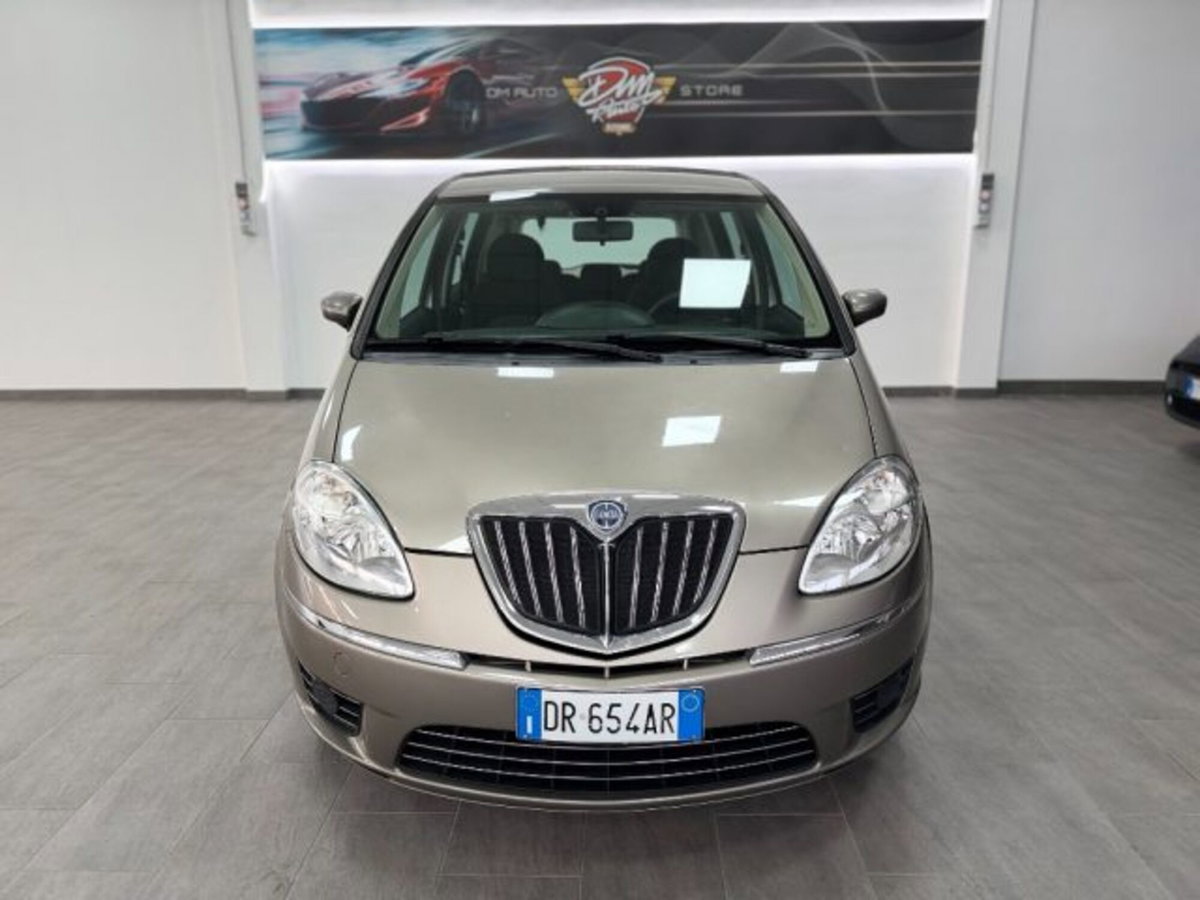 Lancia Musa 1.4 16V Diva (3)