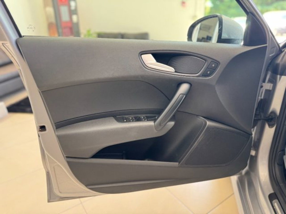 Audi A1 Sportback 1.4 TDI S tronic Sport (12)