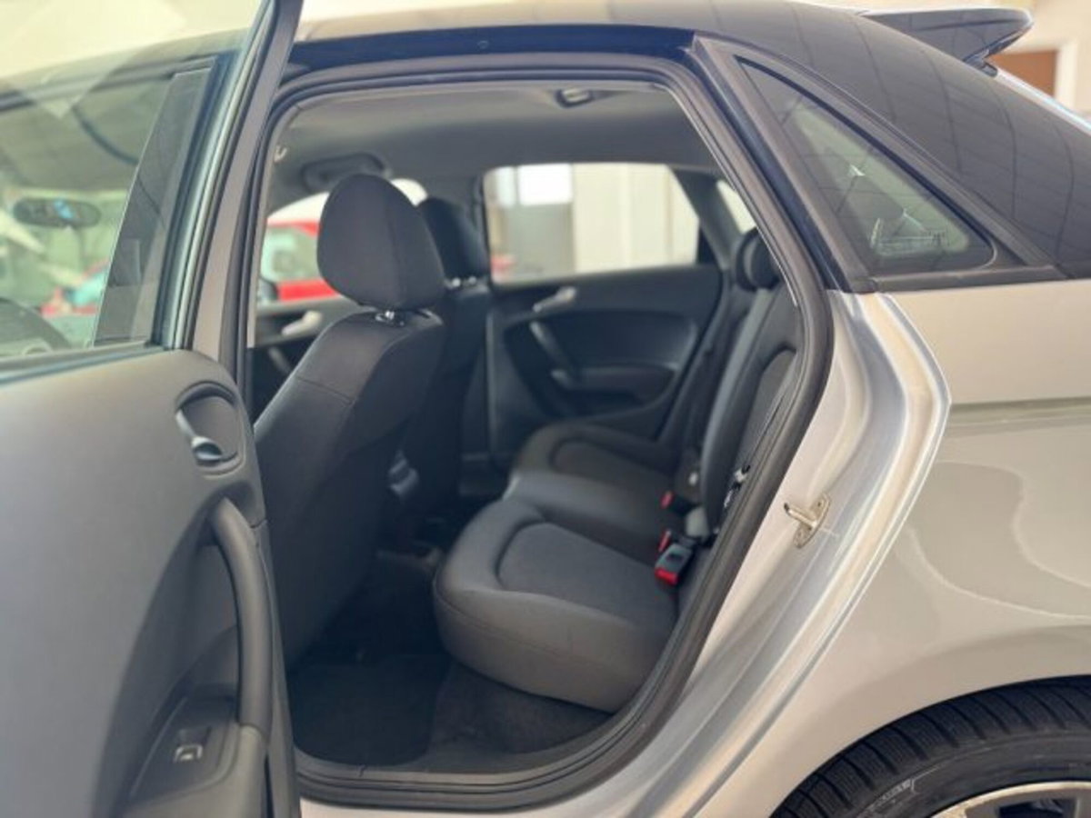 Audi A1 Sportback 1.4 TDI S tronic Sport (13)