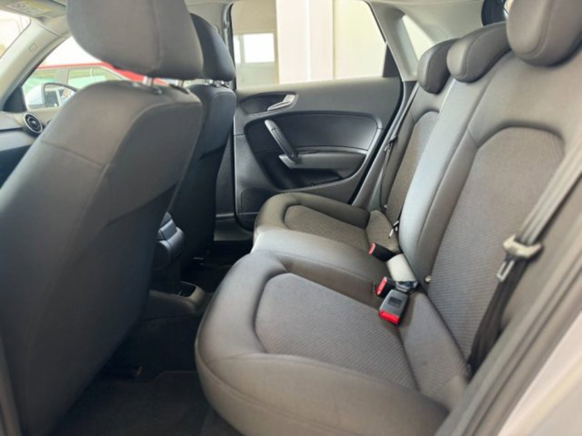 Audi A1 Sportback 1.4 TDI S tronic Sport (14)