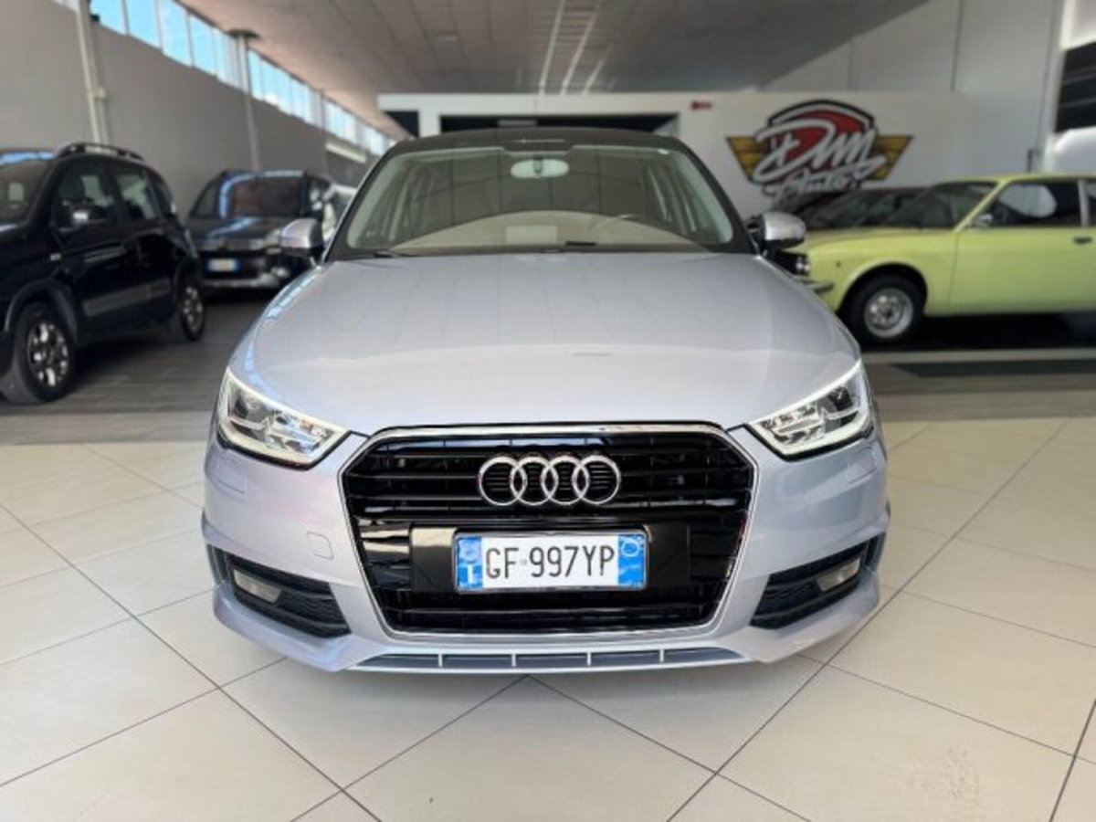 Audi A1 Sportback 1.4 TDI S tronic Sport (2)