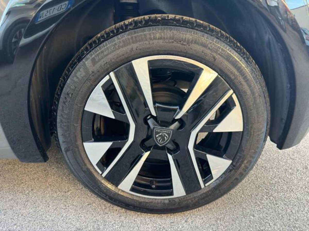 Peugeot 208 1.2 puretech Active s&s 75cv (19)