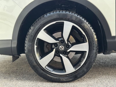 Nissan Qashqai 1.5 dCi Tekna (19)