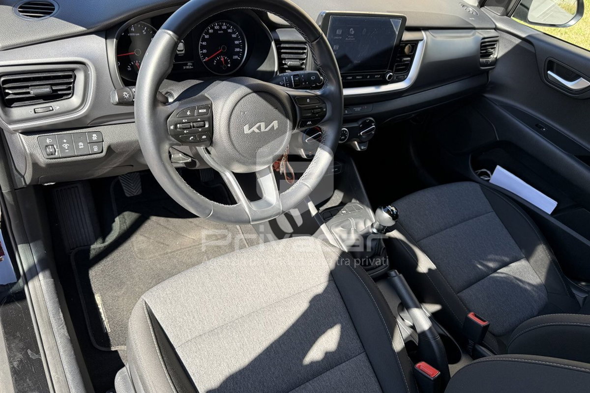 Kia Stonic 1.2 DPI Style (10)