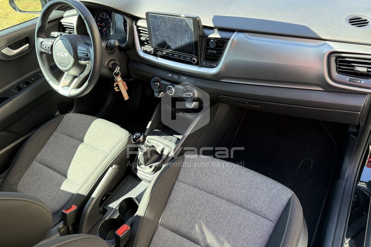 Kia Stonic 1.2 DPI Style (11)