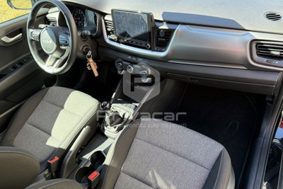 Kia Stonic 1.2 DPI Style (11)