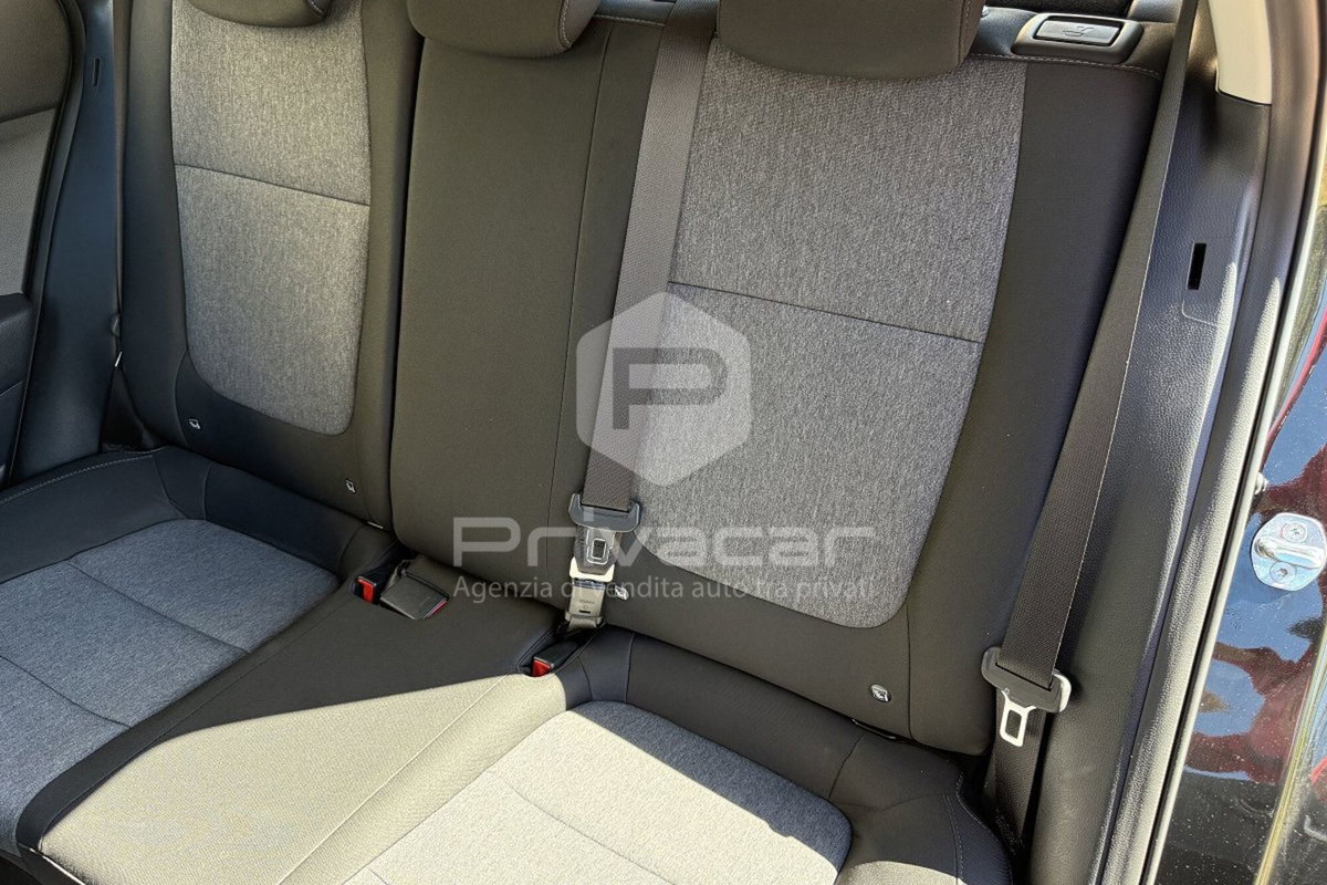 Kia Stonic 1.2 DPI Style (13)