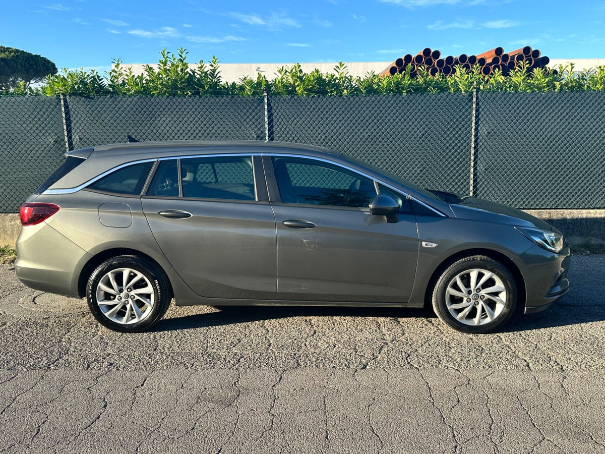Opel Astra Station Wagon 1.6 CDTi 110CV Start&Stop Sports Business (6)