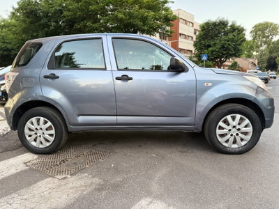 Daihatsu Terios 1.5 4WD B You A/T Five (8)